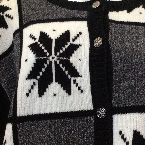 Christopher & Banks snowflake cardigan EUC - Picture 9 of 13